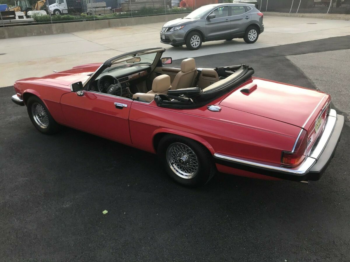 32k mi all original w/ service records 12cyl w/ optional wheels