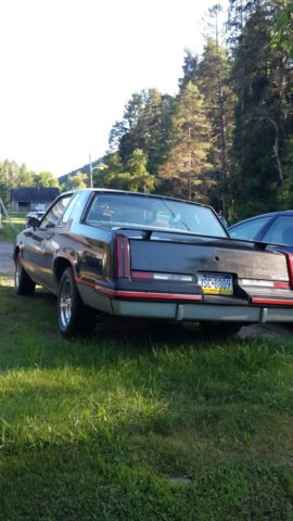 this car starts right up and drives great. it starts and drives good