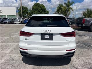 2024 Audi Q3 quattro s line premium 45 tfsi
