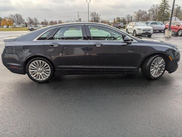 2013 lincoln mkz base