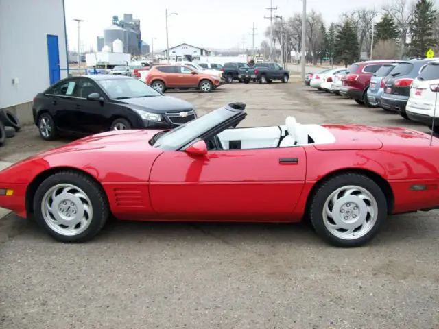 1992 chevrolet corvette base convertible 2-door lt1 5.7l