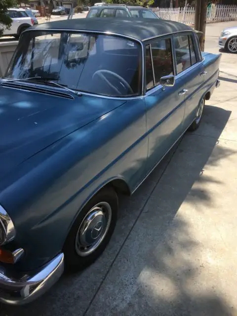 1966 mercedes 200 diesel