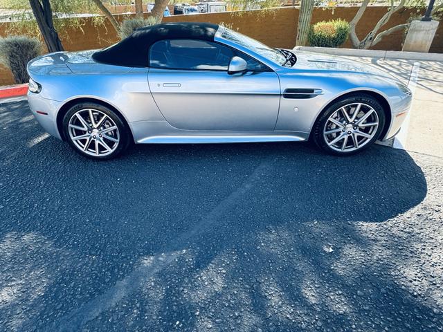2015 aston martin vantage gt base