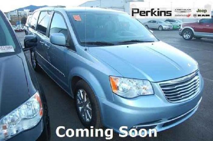 2013 chrysler town & country touring in colorado springs, co