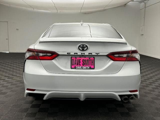 2023 toyota camry se