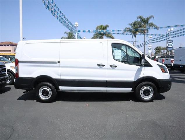 2020 ford transit-150 base