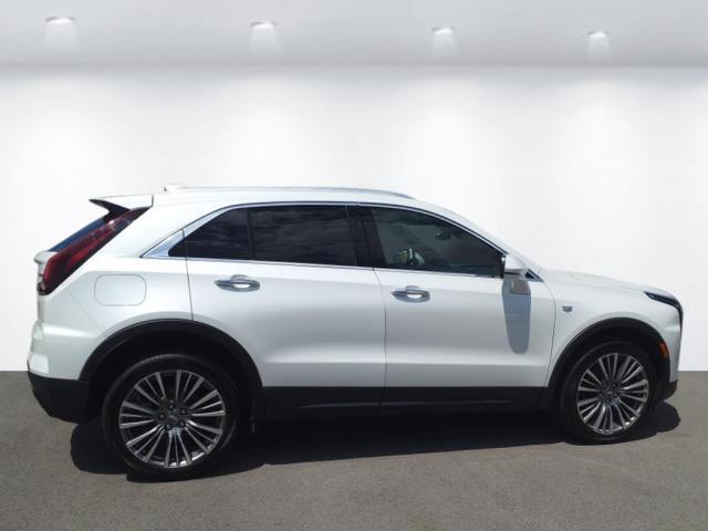 2024 cadillac xt4 premium luxury