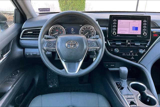 2023 toyota camry le