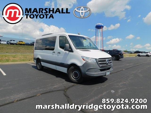 2021 mercedes-benz sprinter 2500 144 wb standard roof passenger