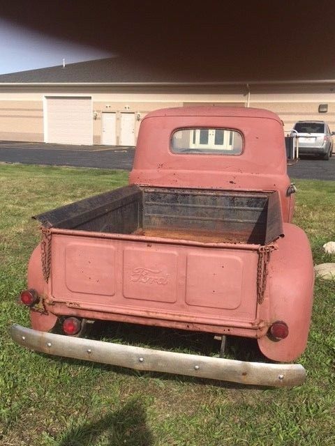 1948 f-1 ford pick-up