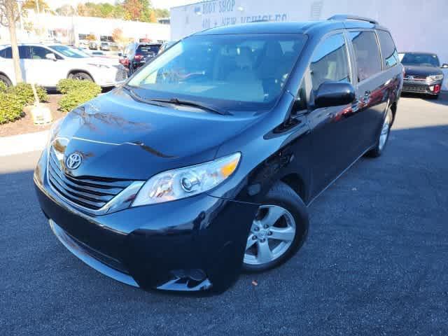 2015 toyota sienna le
