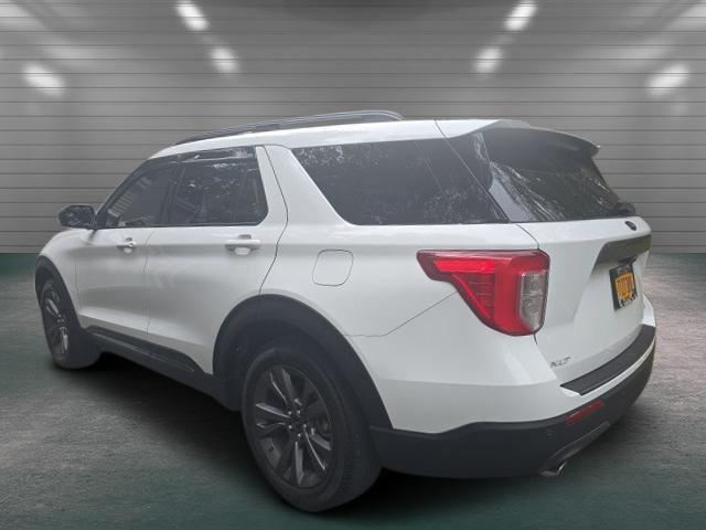 2021 ford explorer xlt