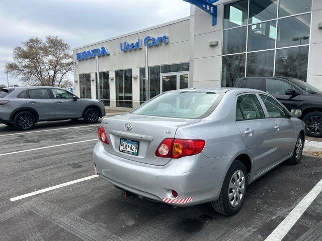 2010 toyota corolla le