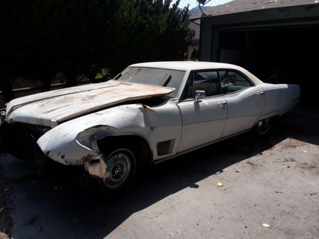 1968 buick wildcat - collectors item rare classic white muscle car vintage sedan