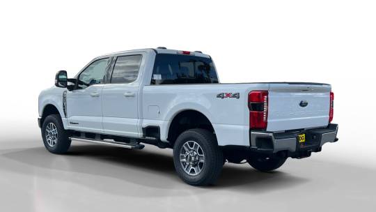 new 2024 ford super duty f-250 lariat crew cab 6.75' box 4wd