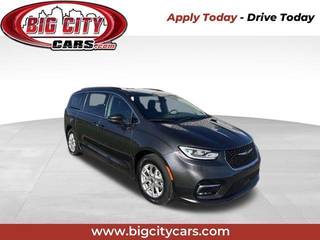 2022 chrysler pacifica touring l