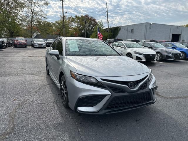 2023 toyota camry se