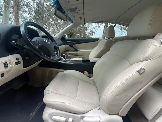 2010 lexus is 250c base (a6)