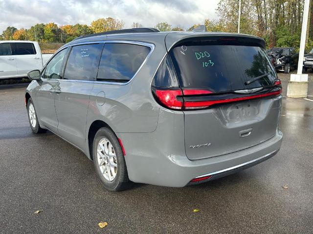 2022 chrysler pacifica touring-l