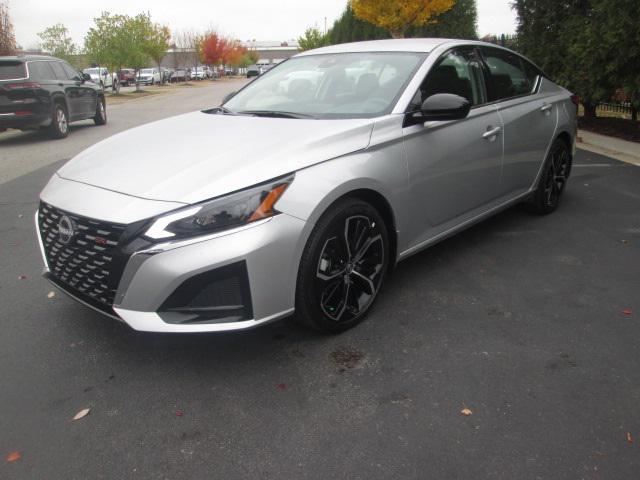 2024 nissan altima sr fwd