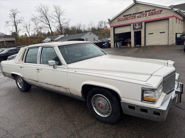1992 cadillac brougham base 4dr sedan