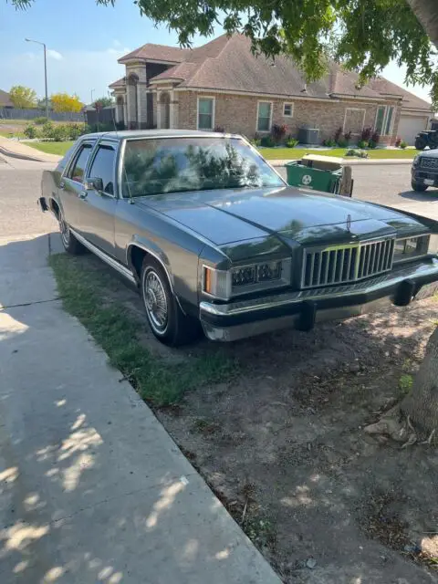 1987 mercury grand marquis sedan grey rwd automatic gs