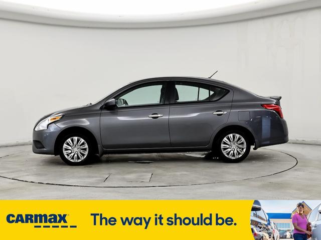 2017 nissan versa sv