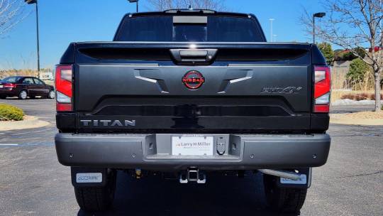 2024 Nissan Titan