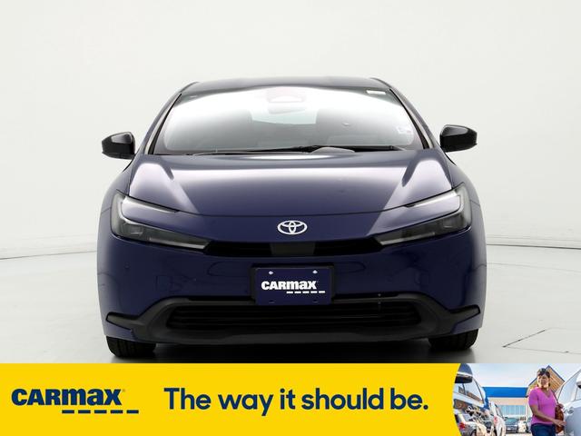 2023 toyota prius le