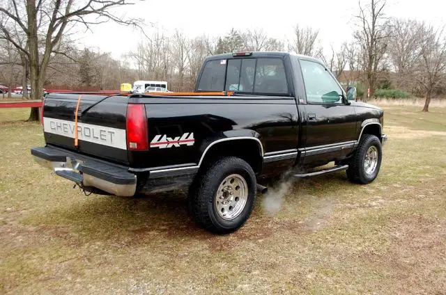 very cool 1994 chevrolet c/k 1500 4 wheel drive pick up, short bed, 4.3 v6, auto