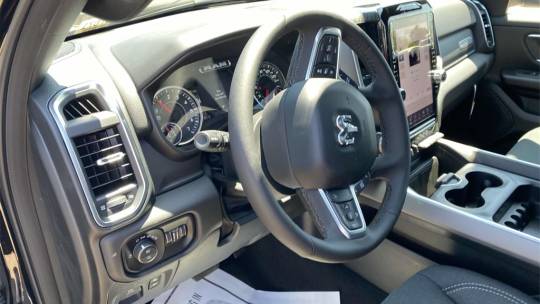new 2025 ram 1500 big horn crew cab 5'7" box 4wd