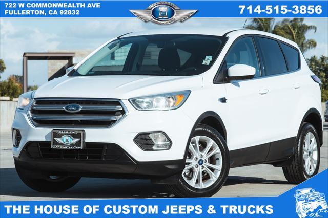 2017 ford escape se