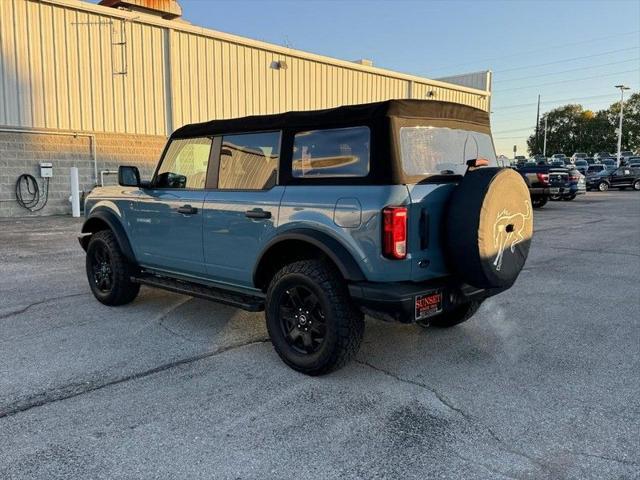 2022 ford bronco black diamond