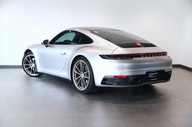 2024 porsche 911 carrera