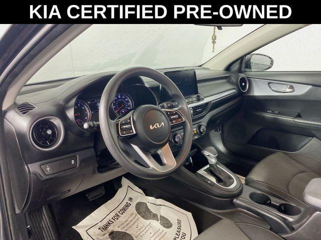 2022 kia forte lxs