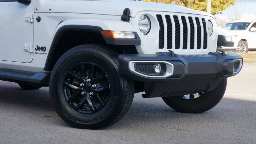 2023 jeep gladiator sport