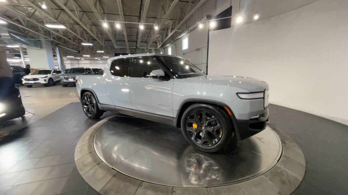2022 rivian r1t adventure