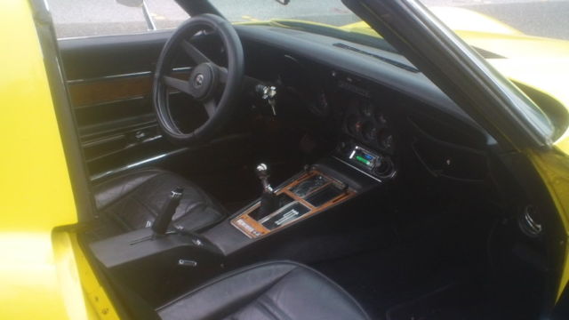 1976 corvette stingray , very nice , modified , california car