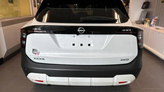 2025 Nissan Kicks