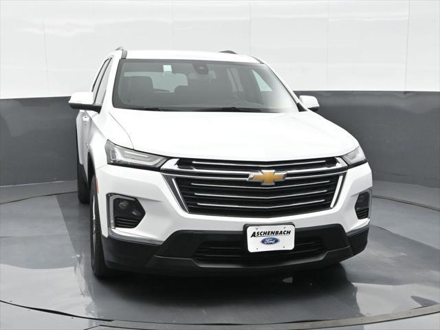 2022 chevrolet traverse lt leather