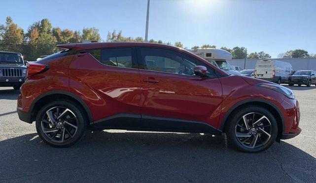 2022 toyota c-hr limited