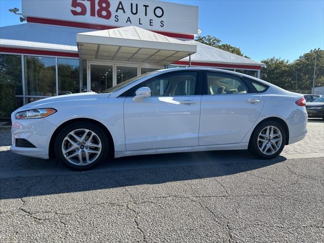 2015 ford fusion se