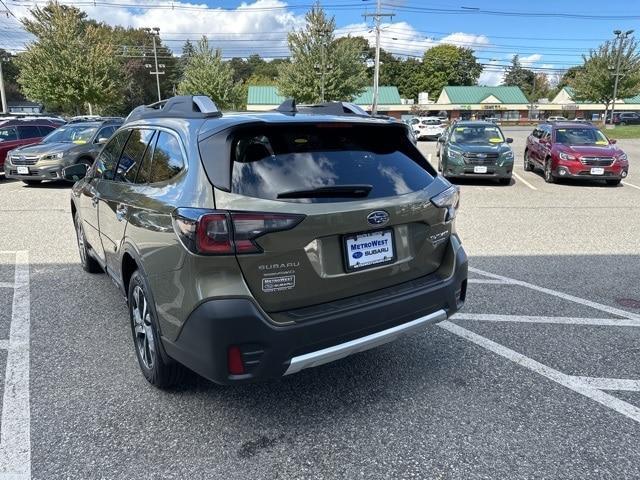2022 subaru outback touring