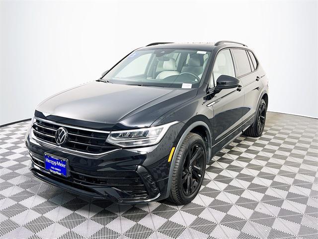 2023 volkswagen tiguan 2.0t se r-line black