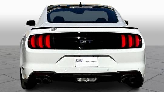 2022 Ford Mustang