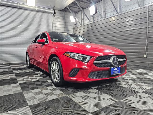 2019 mercedes-benz a-class a 220 4matic awd sedan w/premium pkg