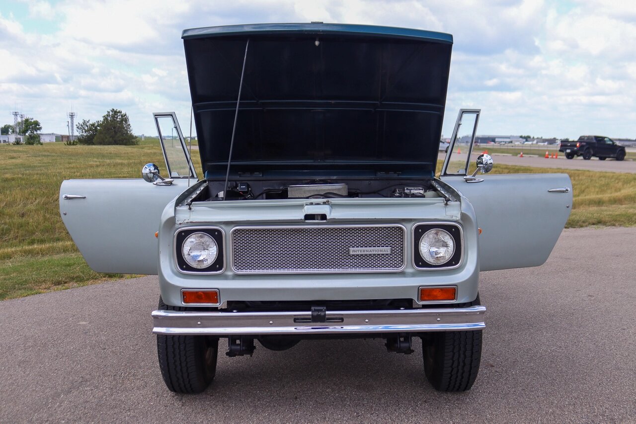 international harvester scout 800a