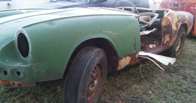 triumph spitfire 1967 1968 for parts or restoration complete frame body panels