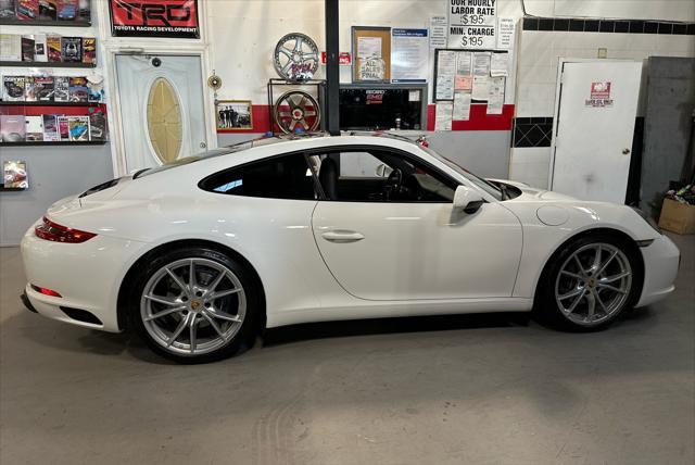 2018 porsche 911 carrera