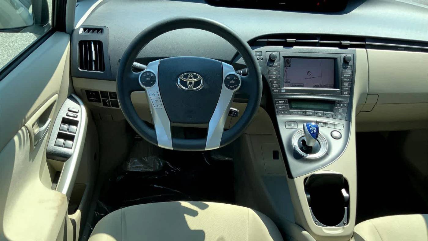 2010 toyota prius